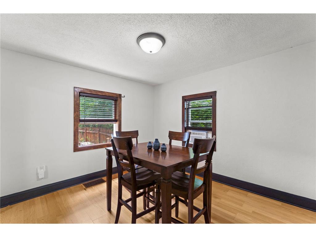 1054 Van Buren Avenue Saint Paul MN 55104 7061805 image11