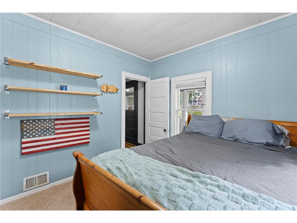 1054 Van Buren Avenue Saint Paul MN 55104 7061805 image14