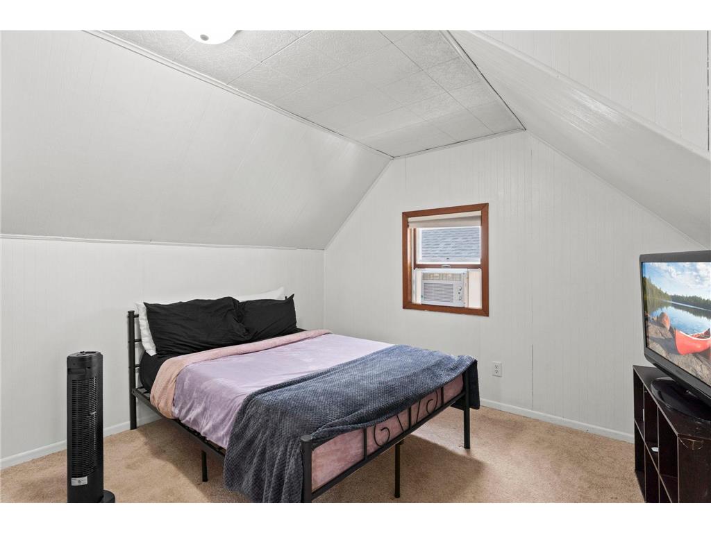 1054 Van Buren Avenue Saint Paul MN 55104 7061805 image20