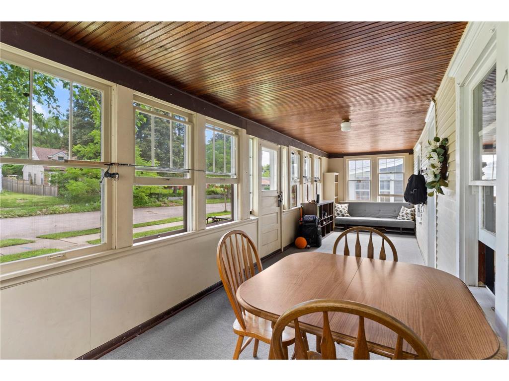 1054 Van Buren Avenue Saint Paul MN 55104 7061805 image24