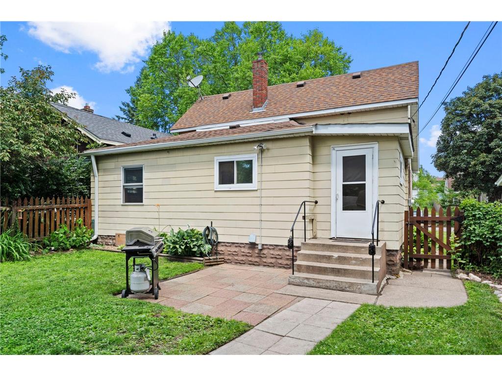 1054 Van Buren Avenue Saint Paul MN 55104 7061805 image28