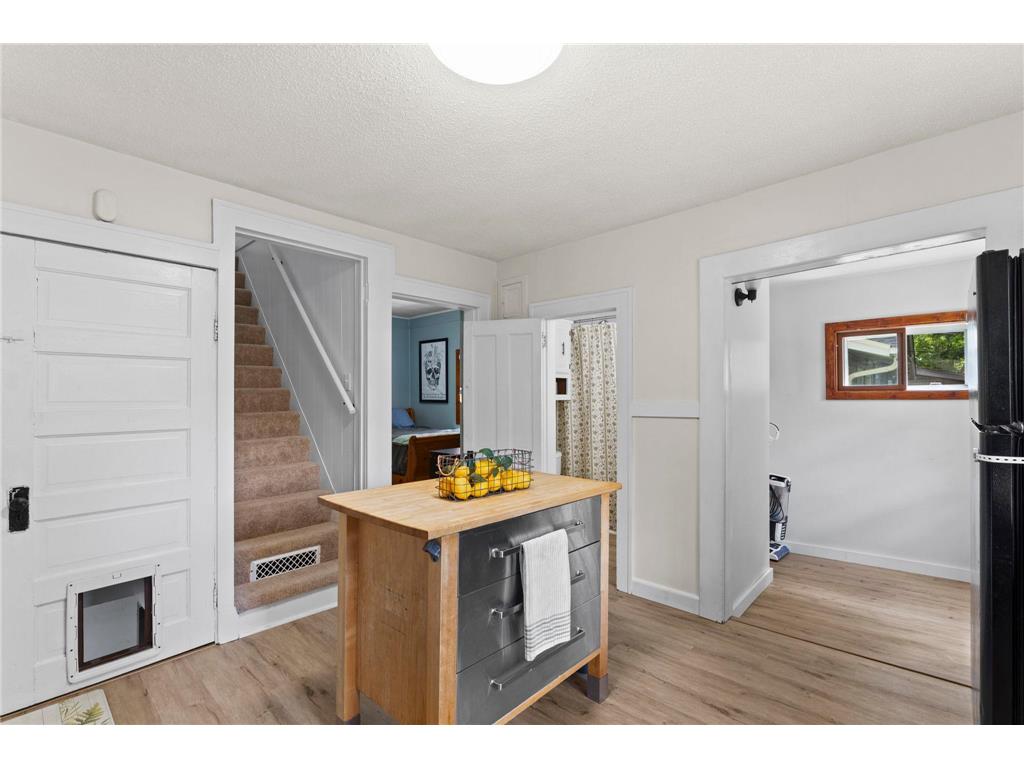 1054 Van Buren Avenue Saint Paul MN 55104 7061805 image9