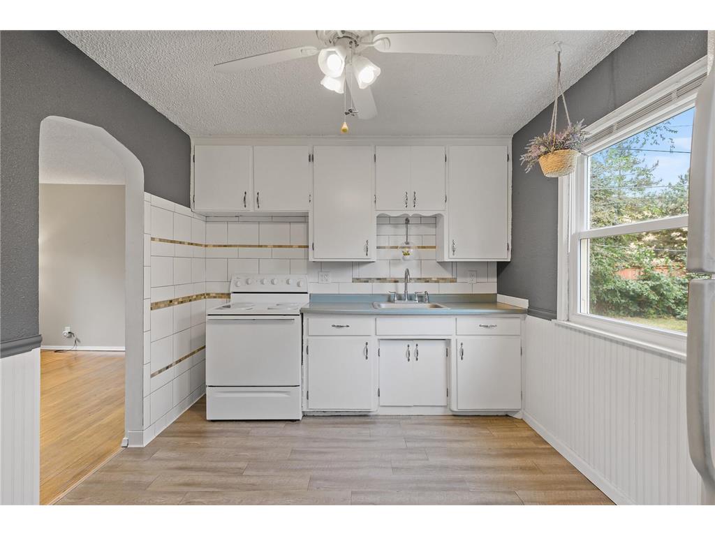 10540 Hanson Boulevard NW Coon Rapids MN 55433 6430353 image1