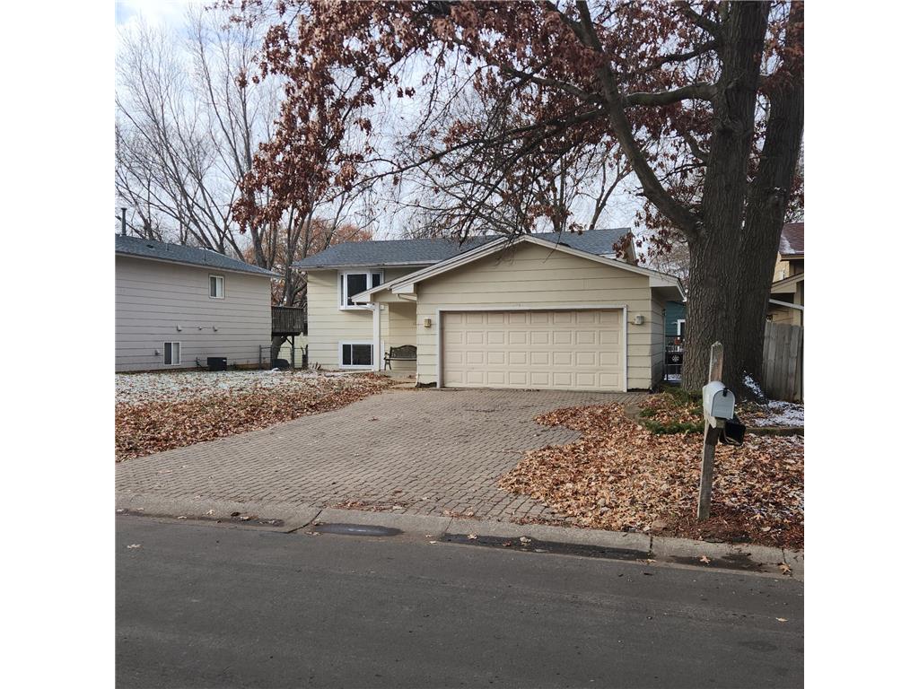10540 Tamarack Street NW Coon Rapids MN 55433 6466347 image1