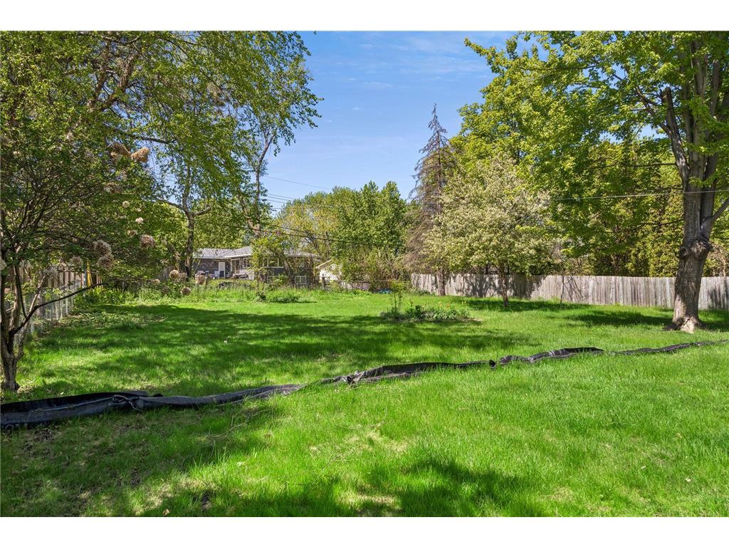 10542 Vessey Road Bloomington MN 55437 7076109 image2