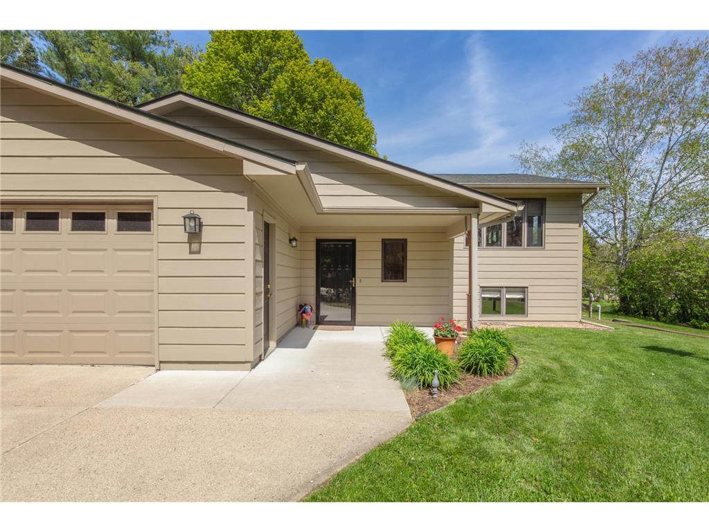 10545 First Timberlane Drive Bridgewater Twp MN 55057 7073086 image2