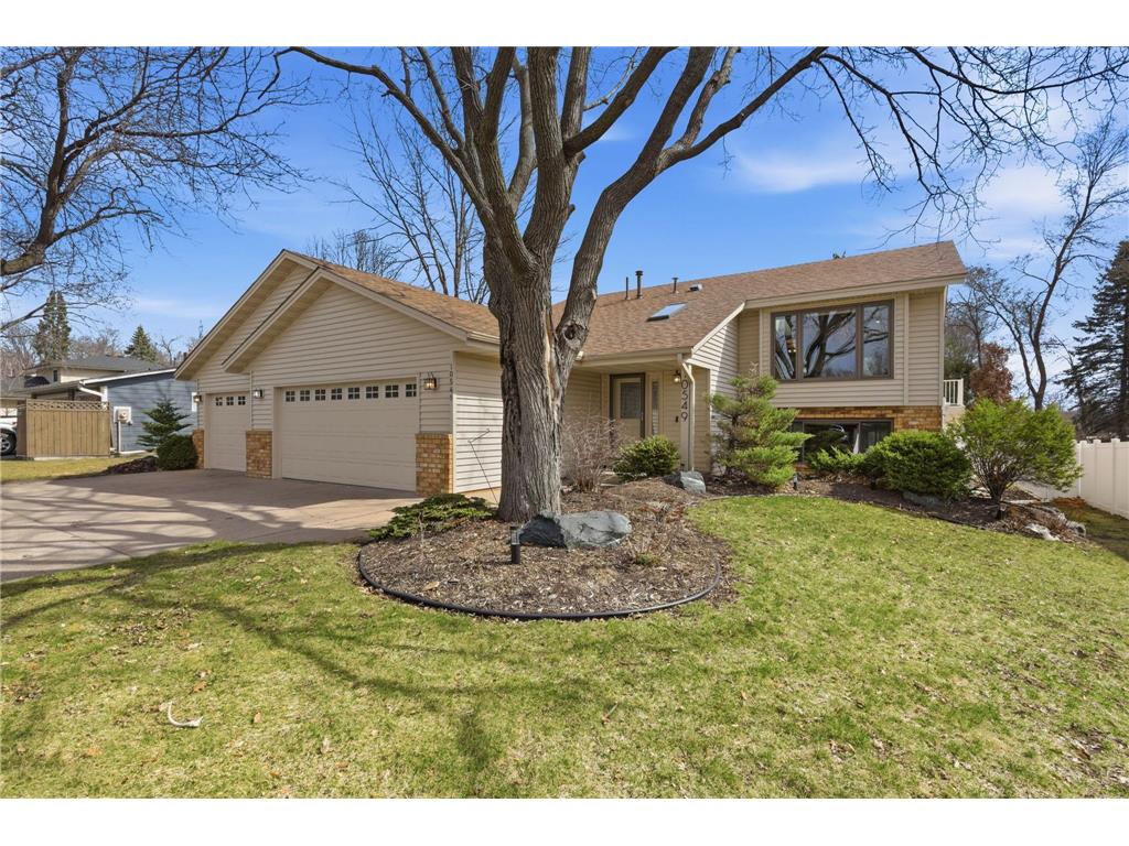 10549 Kentucky Avenue S Bloomington MN 55438 7029569 image1