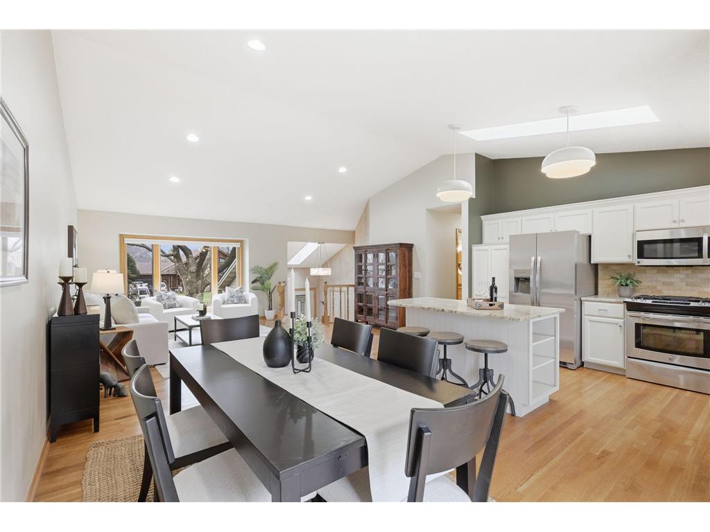 10549 Kentucky Avenue S Bloomington MN 55438 7029569 image10
