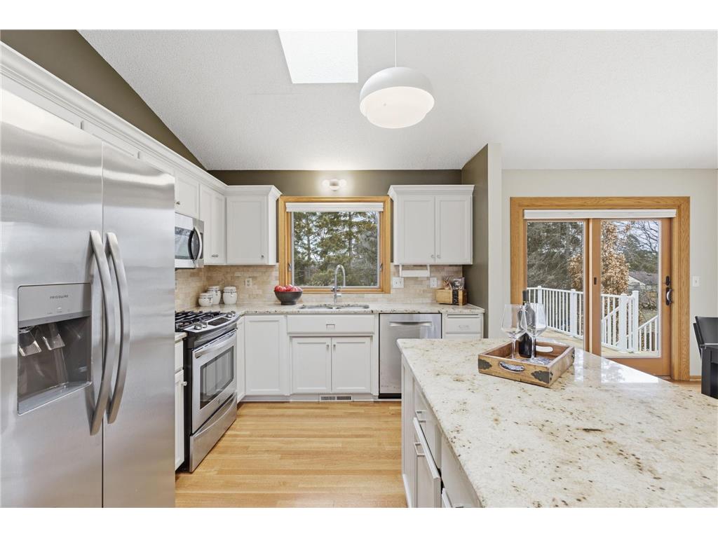 10549 Kentucky Avenue S Bloomington MN 55438 7029569 image14