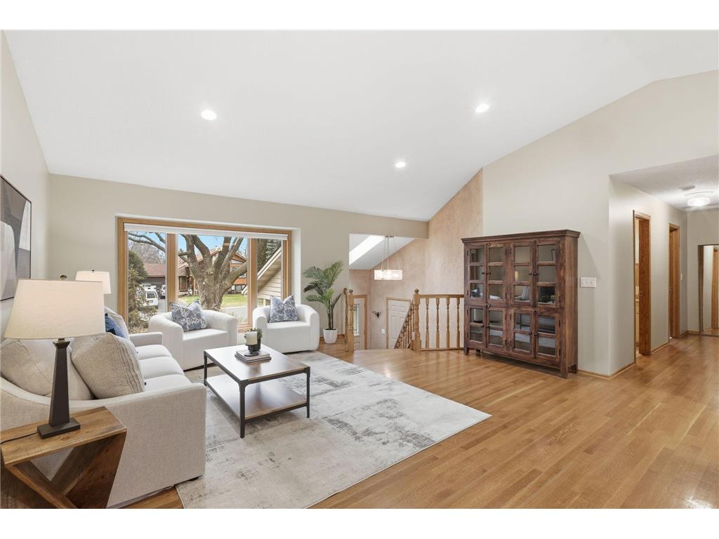 10549 Kentucky Avenue S Bloomington MN 55438 7029569 image8