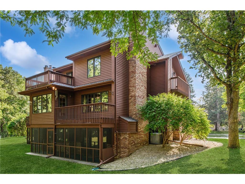 10549 Morgan Avenue S Bloomington MN 55431 6408053 image1