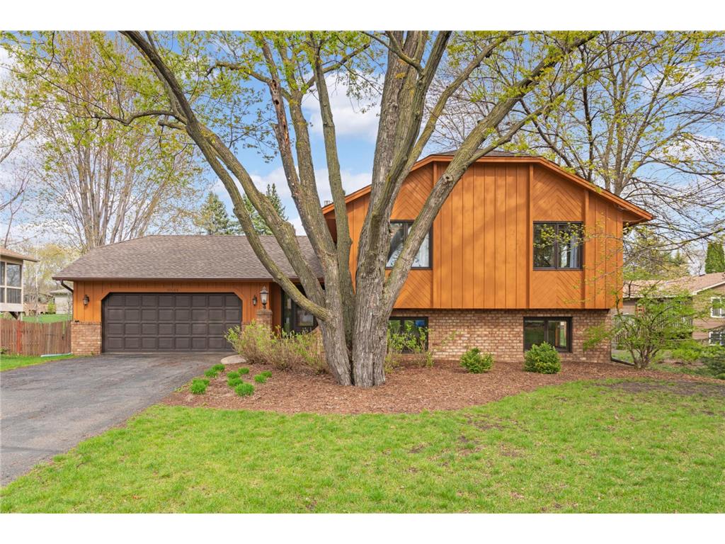 10549 Oregon Circle Bloomington MN 55438 6527877 image1