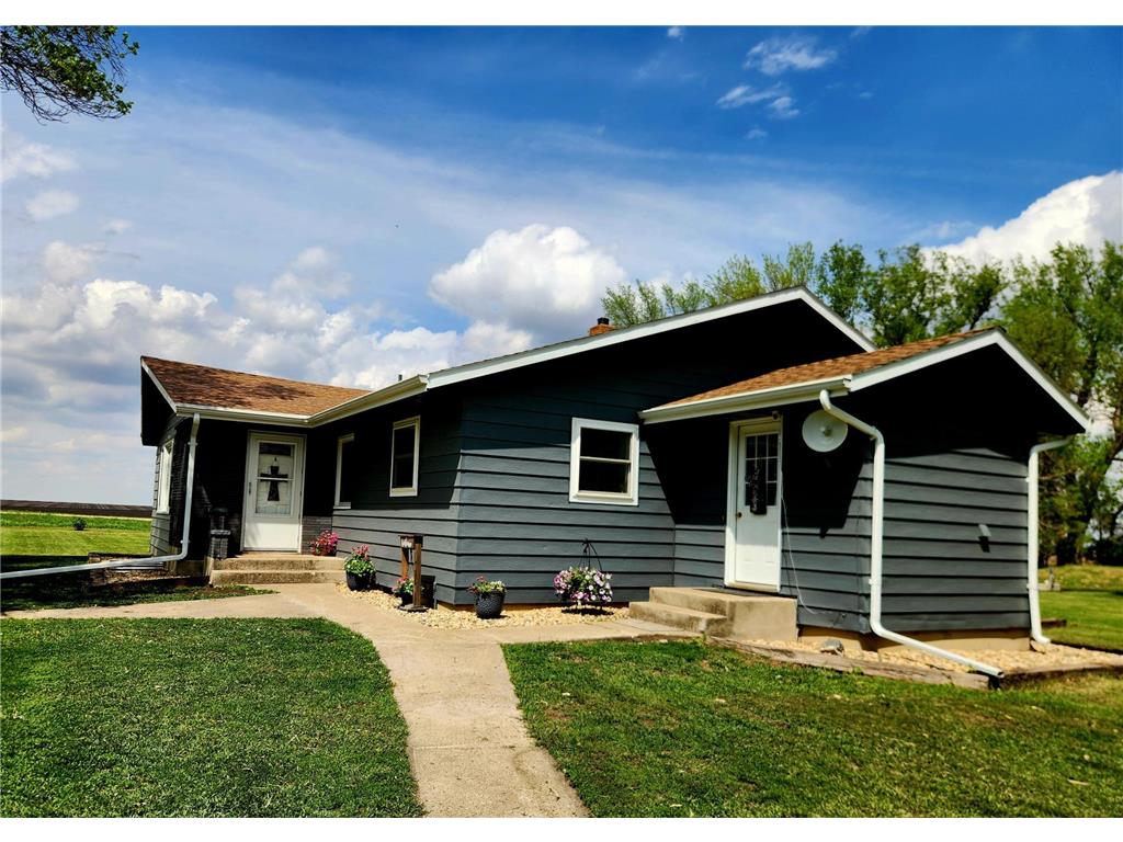 1055 141st Street Grange Twp MN 56164 7079412 image2