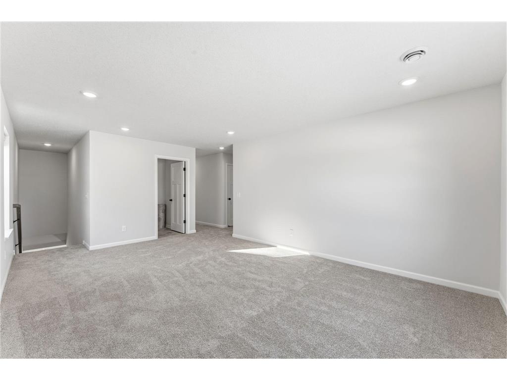 1055 Adamstown Drive Rosemount MN 55068 7011503 image5