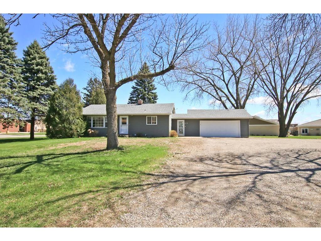 1055 Dale Street SW Hutchinson MN 55350 6508247 image1