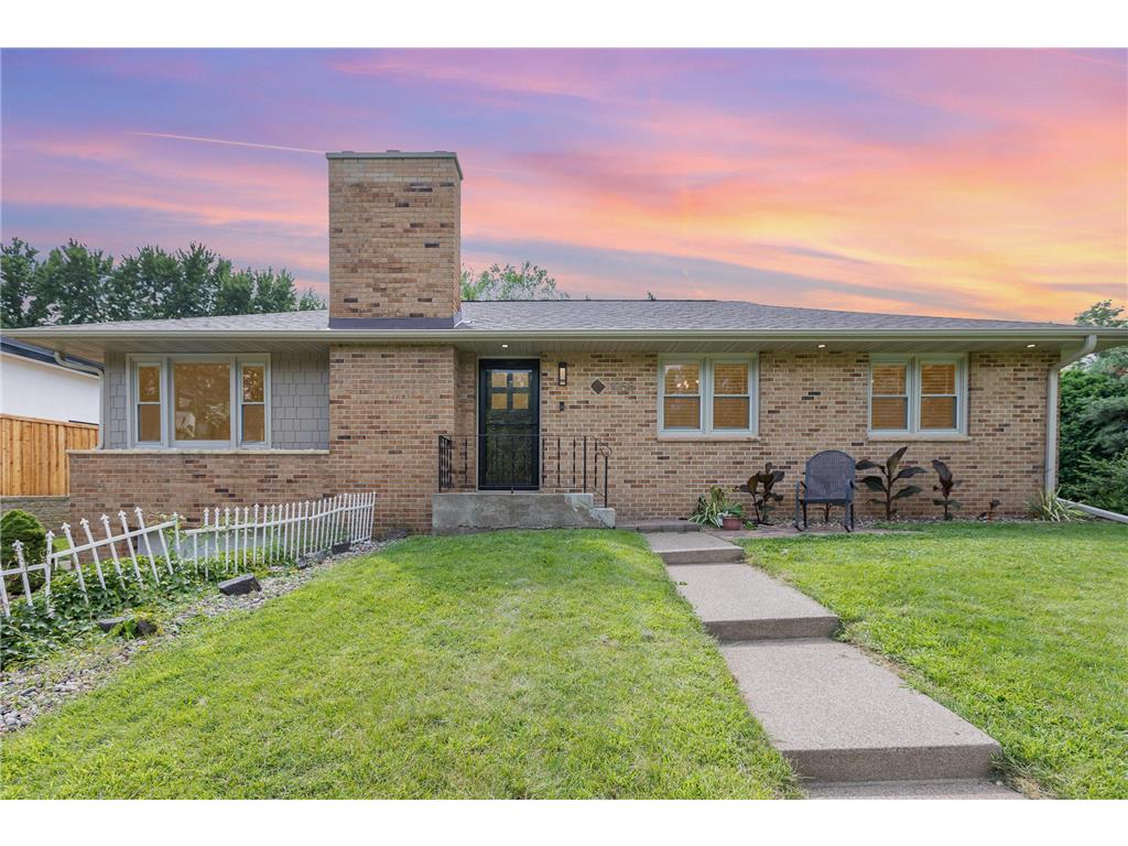 1055 Esther Lane Mendota Heights MN 55118 6573604 image1