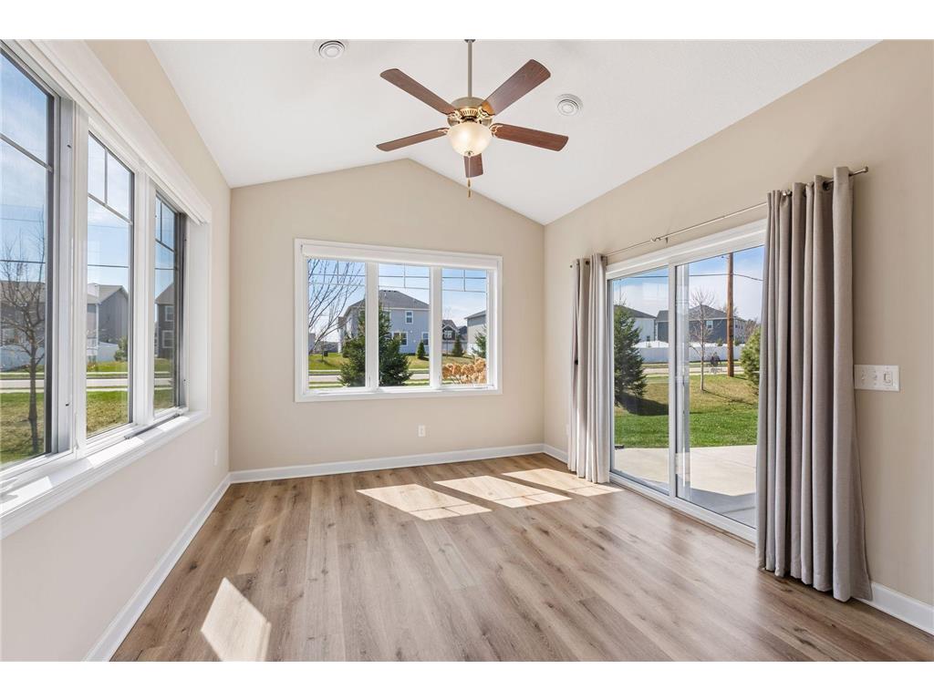 1055 Roselyn Drive Victoria MN 55386 7053104 image10