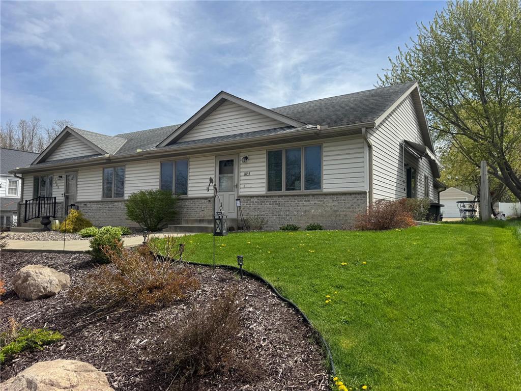 1055 S Main Street Zumbrota MN 55992 7031073 image1