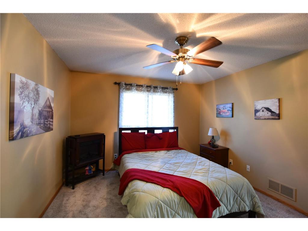 1055 S Main Street Zumbrota MN 55992 7031073 image13