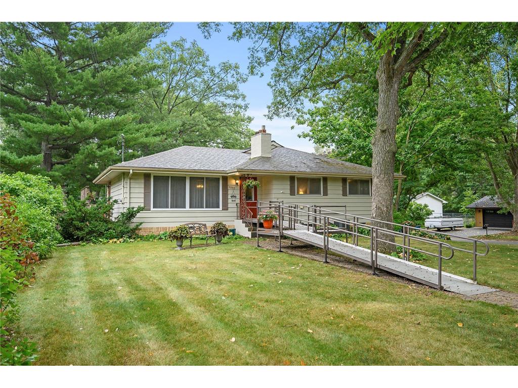 1055 S Shore Drive, Forest Lake, MN, 55025 MLS 6413613 Edina Realty