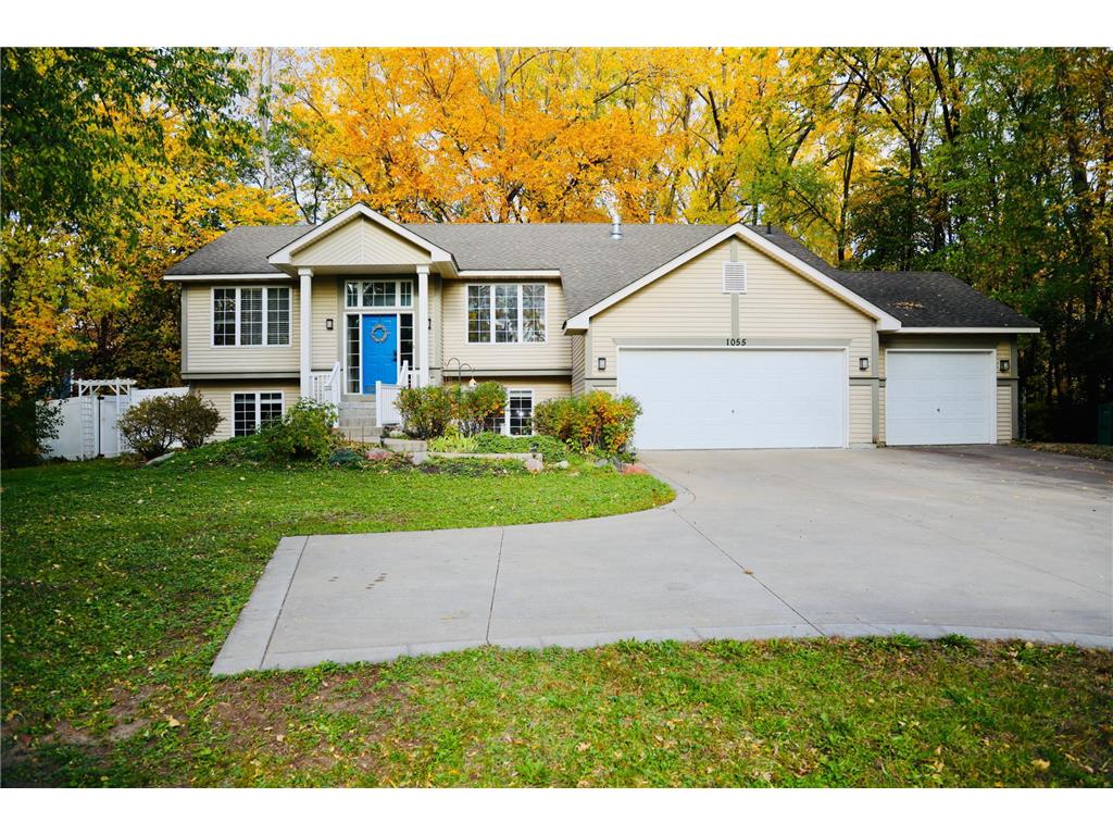 1055 W County Road D Shoreview MN 55126 6451588 image1