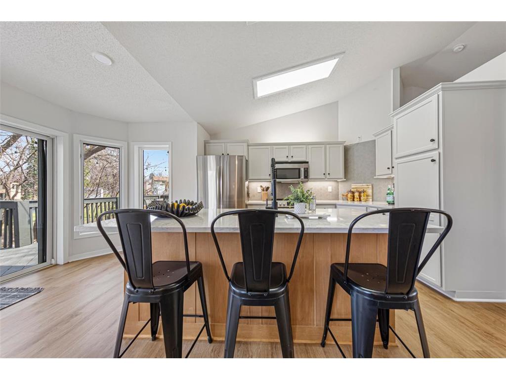 1055 W County Road D Shoreview MN 55126 7047528 image14