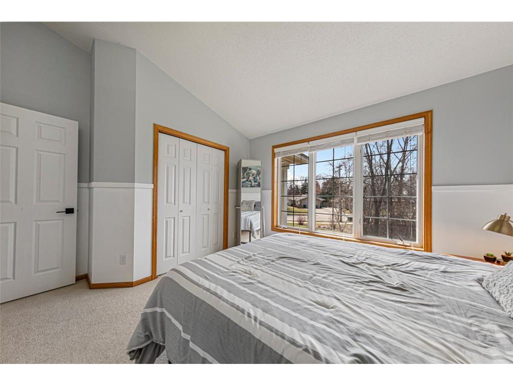1055 W County Road D Shoreview MN 55126 7047528 image29