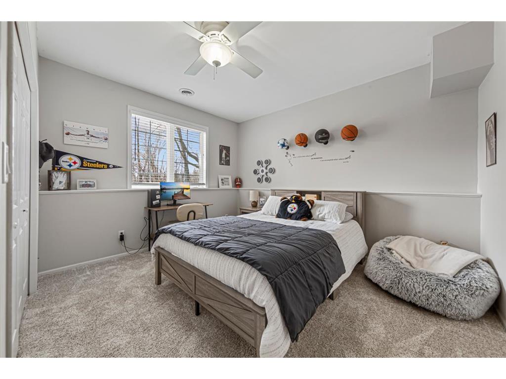 1055 W County Road D Shoreview MN 55126 7047528 image37