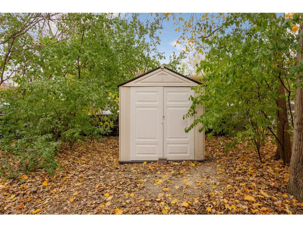 1055 W County Road D Shoreview MN 55126 7047528 image42