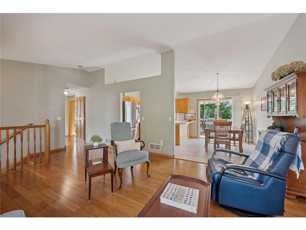 10555 56th Street NE Albertville MN 55301 6711943 image9