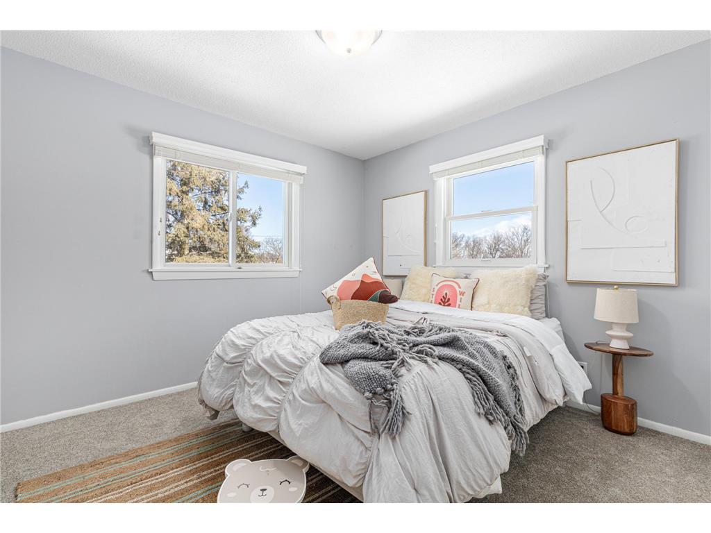 1056 Brooks Avenue W Roseville MN 55113 7031108 image16