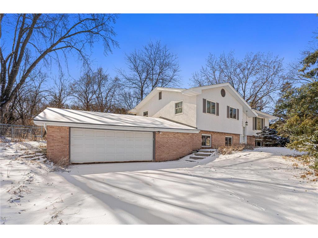 1056 Brooks Avenue W Roseville MN 55113 7031108 image2