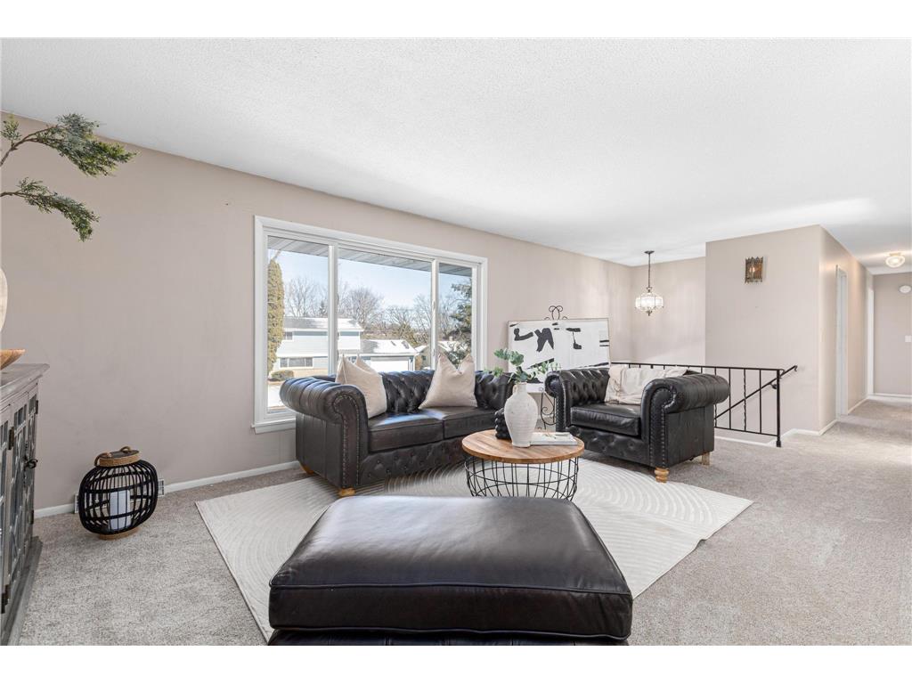 1056 Brooks Avenue W Roseville MN 55113 7031108 image9