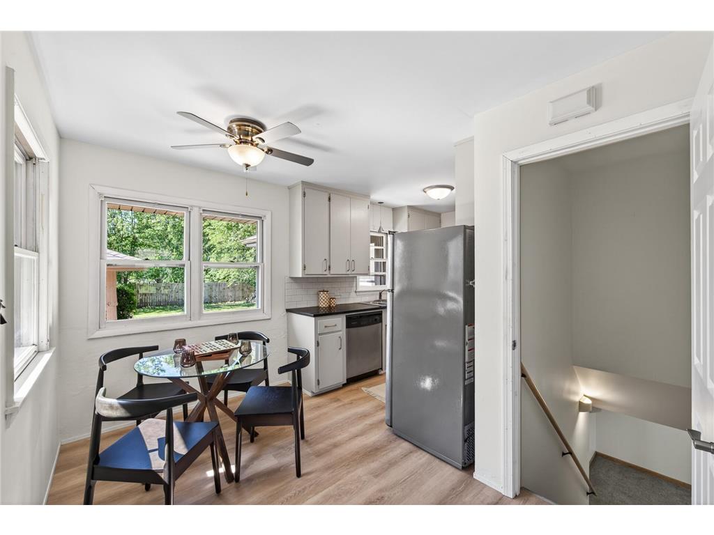 1056 Glenhill Road Shoreview MN 55126 7087232 image11