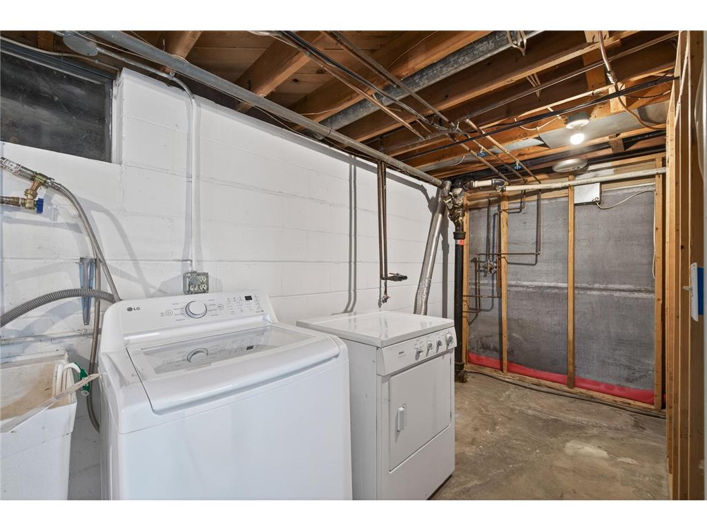 1056 Glenhill Road Shoreview MN 55126 7087232 image23