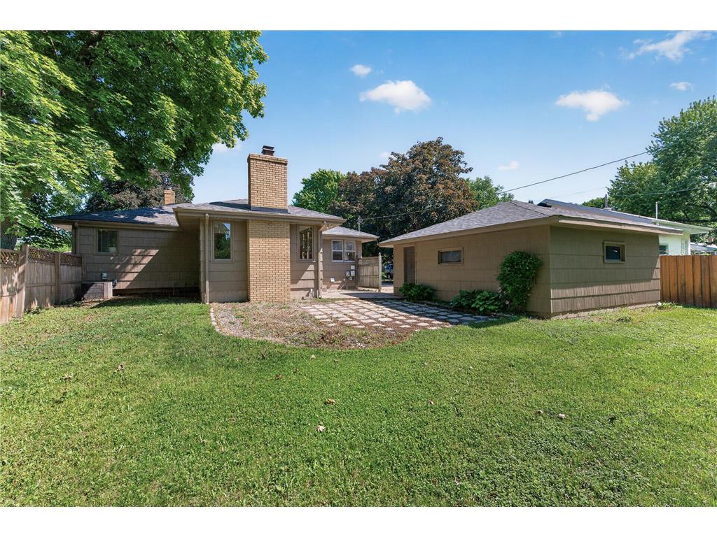 1056 Glenhill Road Shoreview MN 55126 7087232 image26