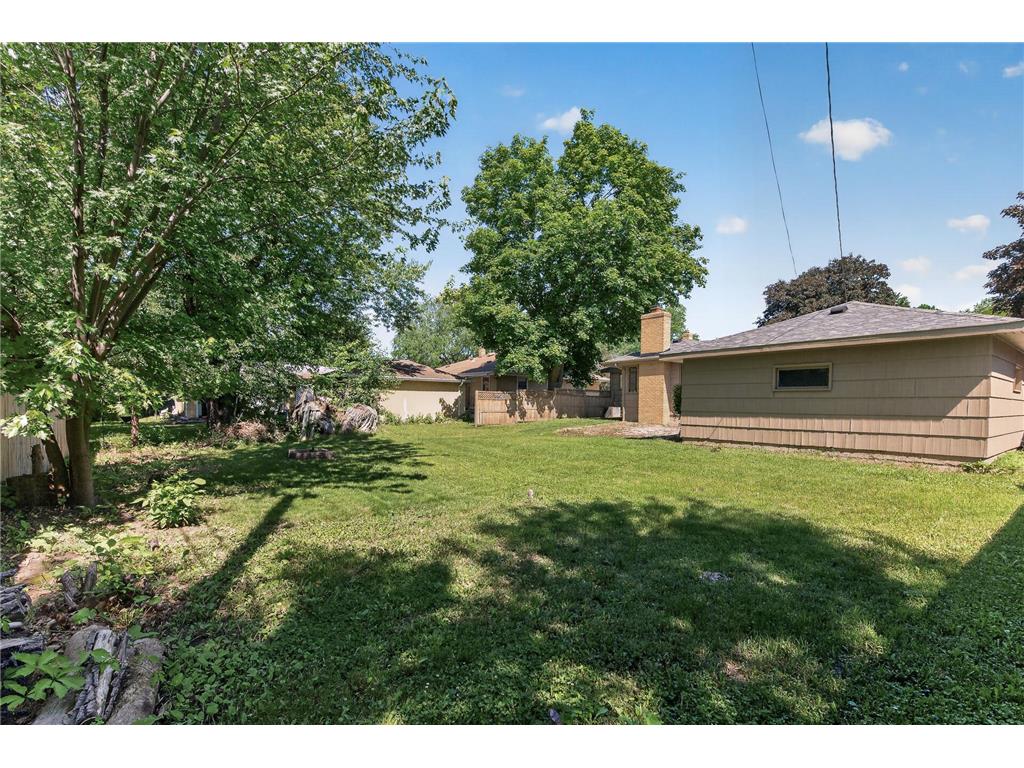 1056 Glenhill Road Shoreview MN 55126 7087232 image28