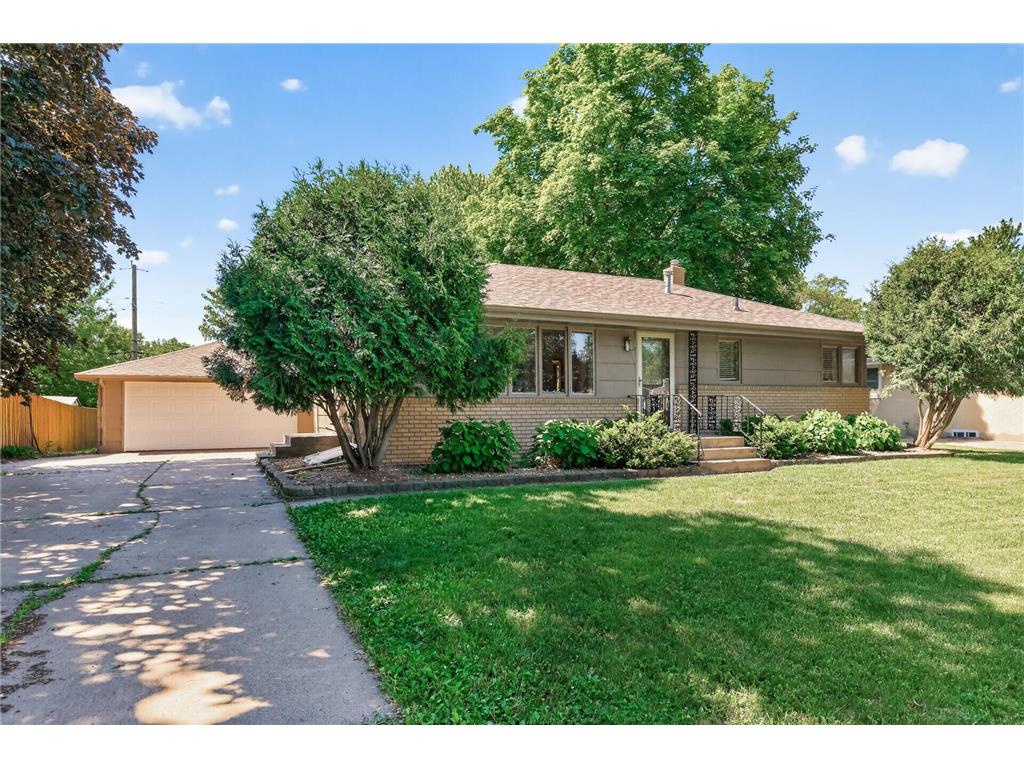 1056 Glenhill Road Shoreview MN 55126 7087232 image29