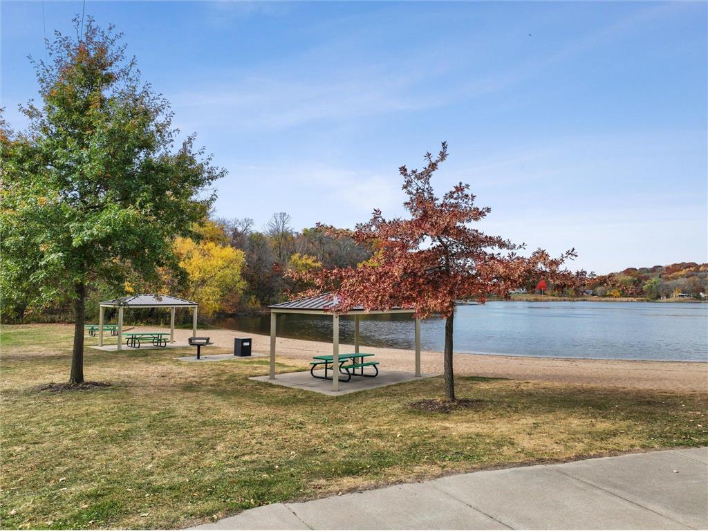 10561 Bent Pine Lane Woodbury MN 55129 7012605 image40