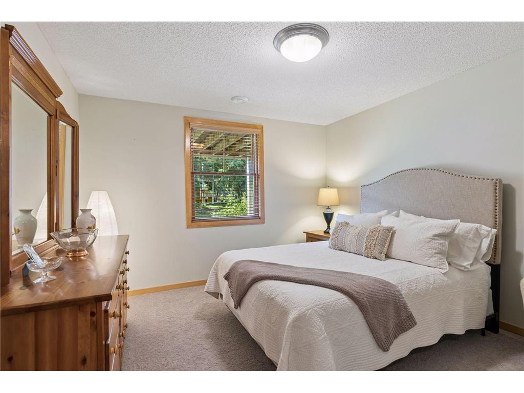 10565 Water Lily Lane Woodbury MN 55129 7082104 image57
