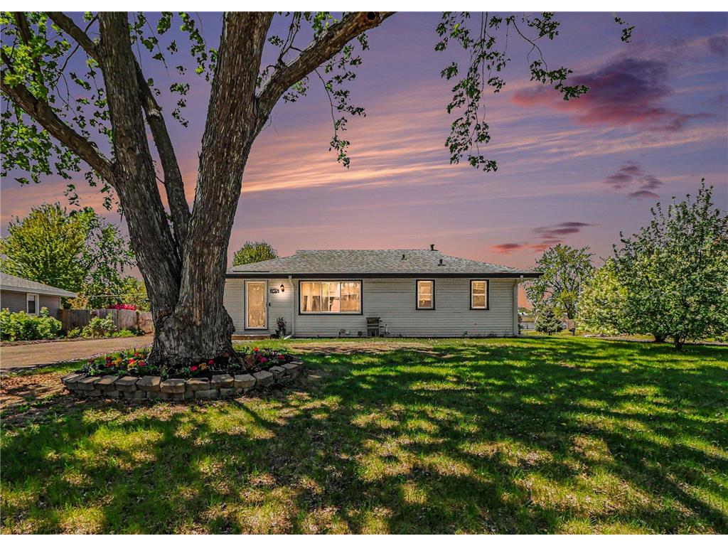 10572 7th Street NE Blaine MN 55434 7070139 image2