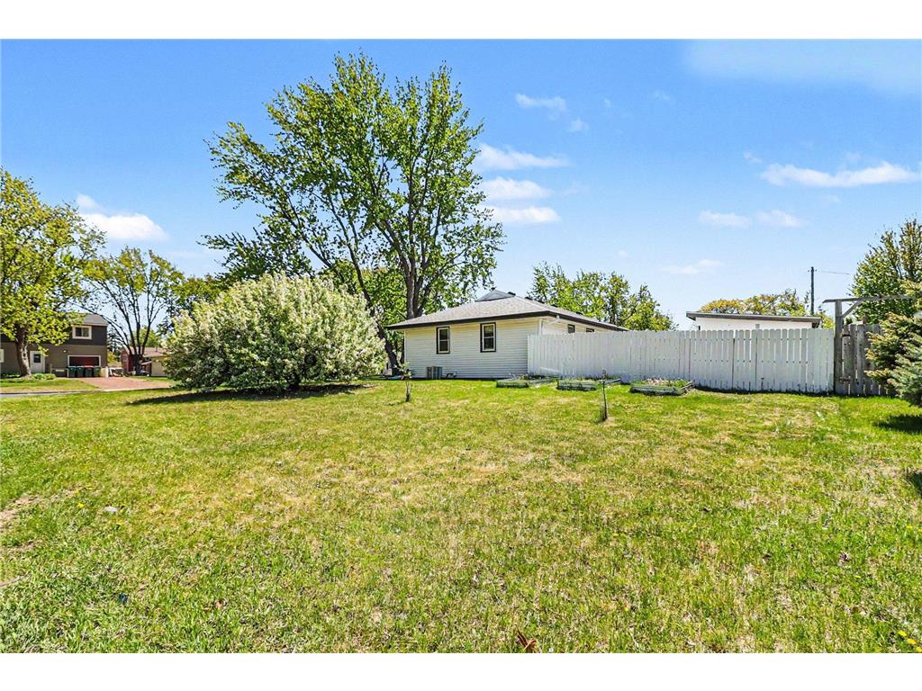 10572 7th Street NE Blaine MN 55434 7070139 image24