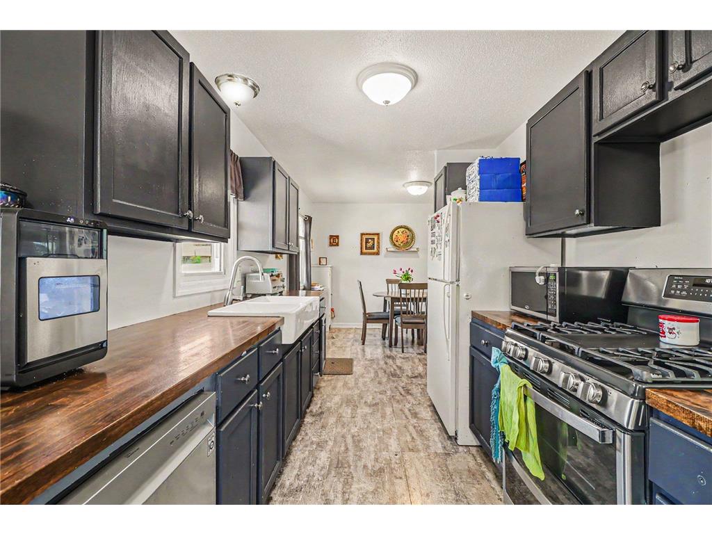 10572 7th Street NE Blaine MN 55434 7070139 image4