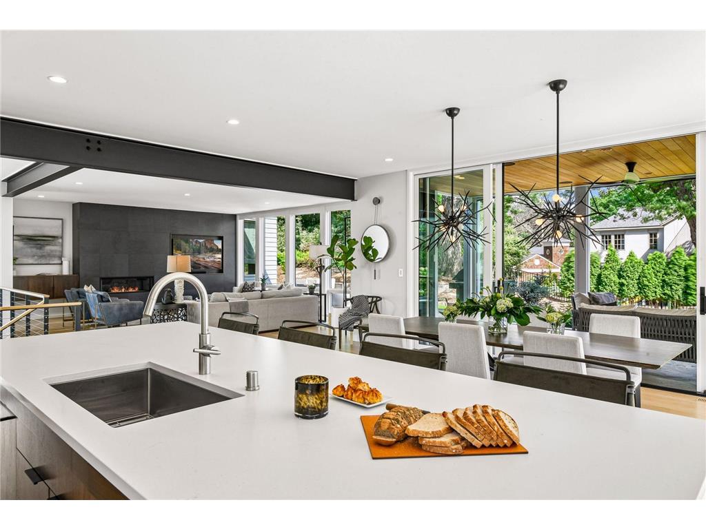 1058 E Circle Drive Wayzata MN 55391 7089966 image21