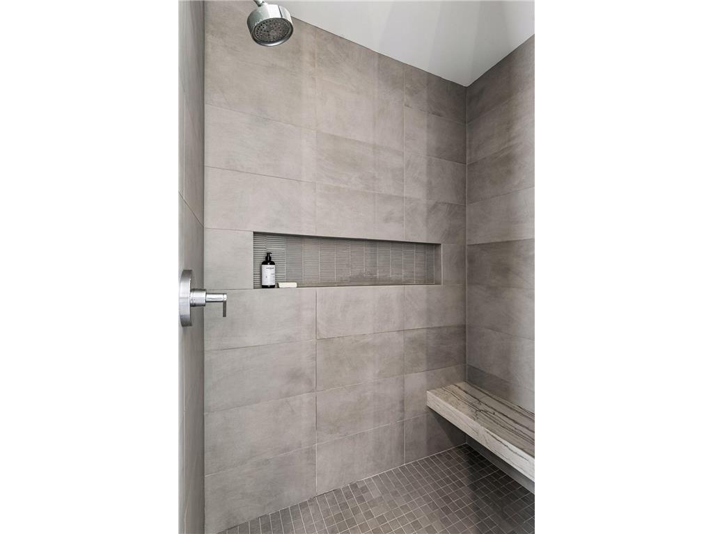 1058 E Circle Drive Wayzata MN 55391 7089966 image35