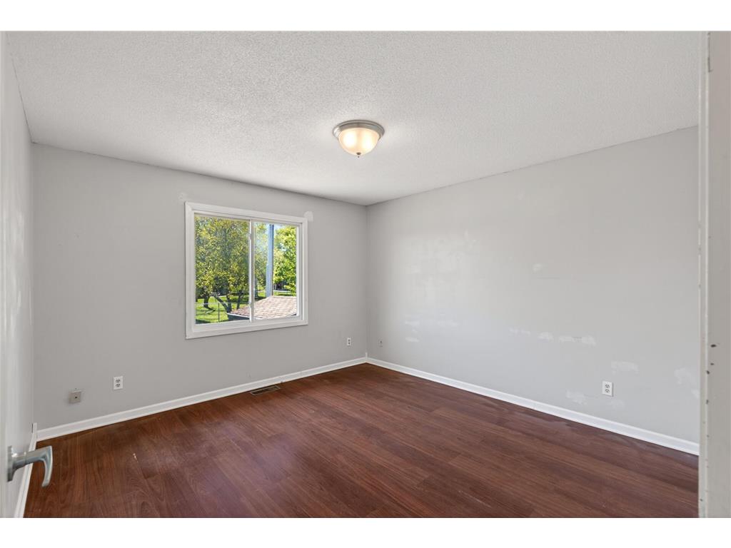 1058 Grant Street Anoka MN 55303 7072638 image20