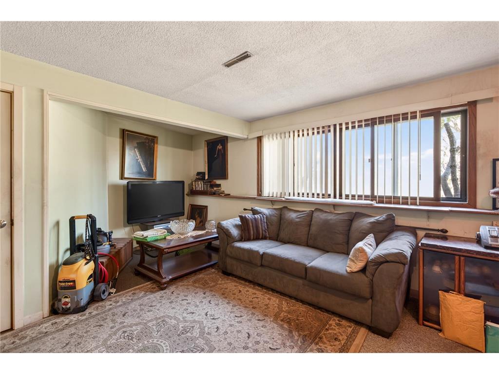 1058 Grant Street Anoka MN 55303 7072638 image31