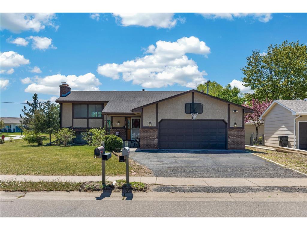 1058 Grant Street Anoka MN 55303 7072638 image4