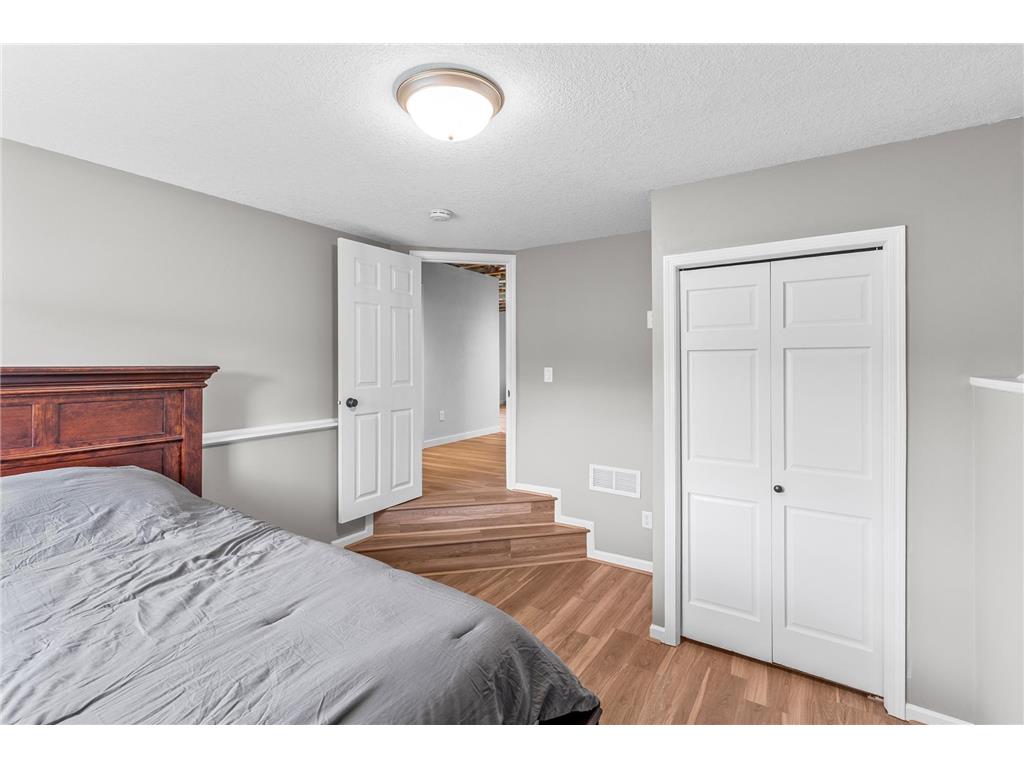 10590 257th Avenue NW Livonia Twp MN 55398 7093597 image12