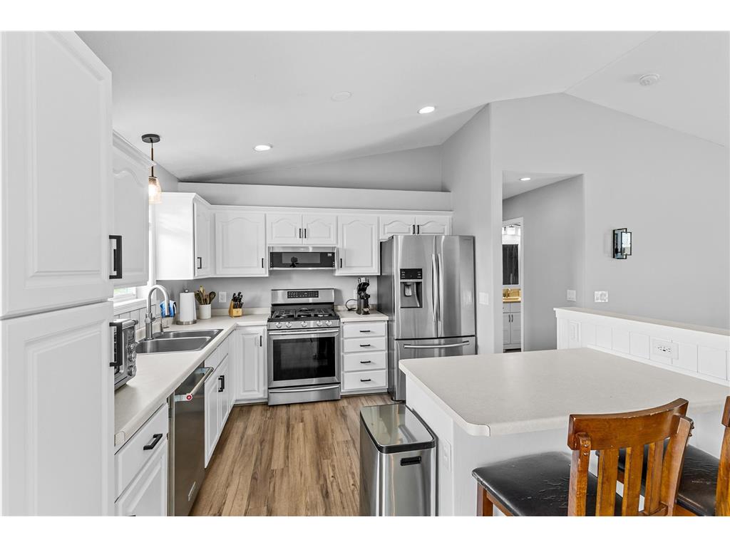 10590 257th Avenue NW Livonia Twp MN 55398 7093597 image21